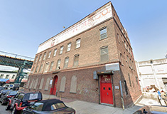 Polsinelli of Compass sells Rubie’s Costume Co. <br>site for $18 million